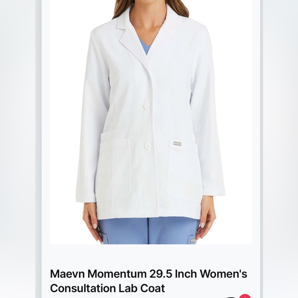 Maevn women’s white lab coat. Size medium. NWT.